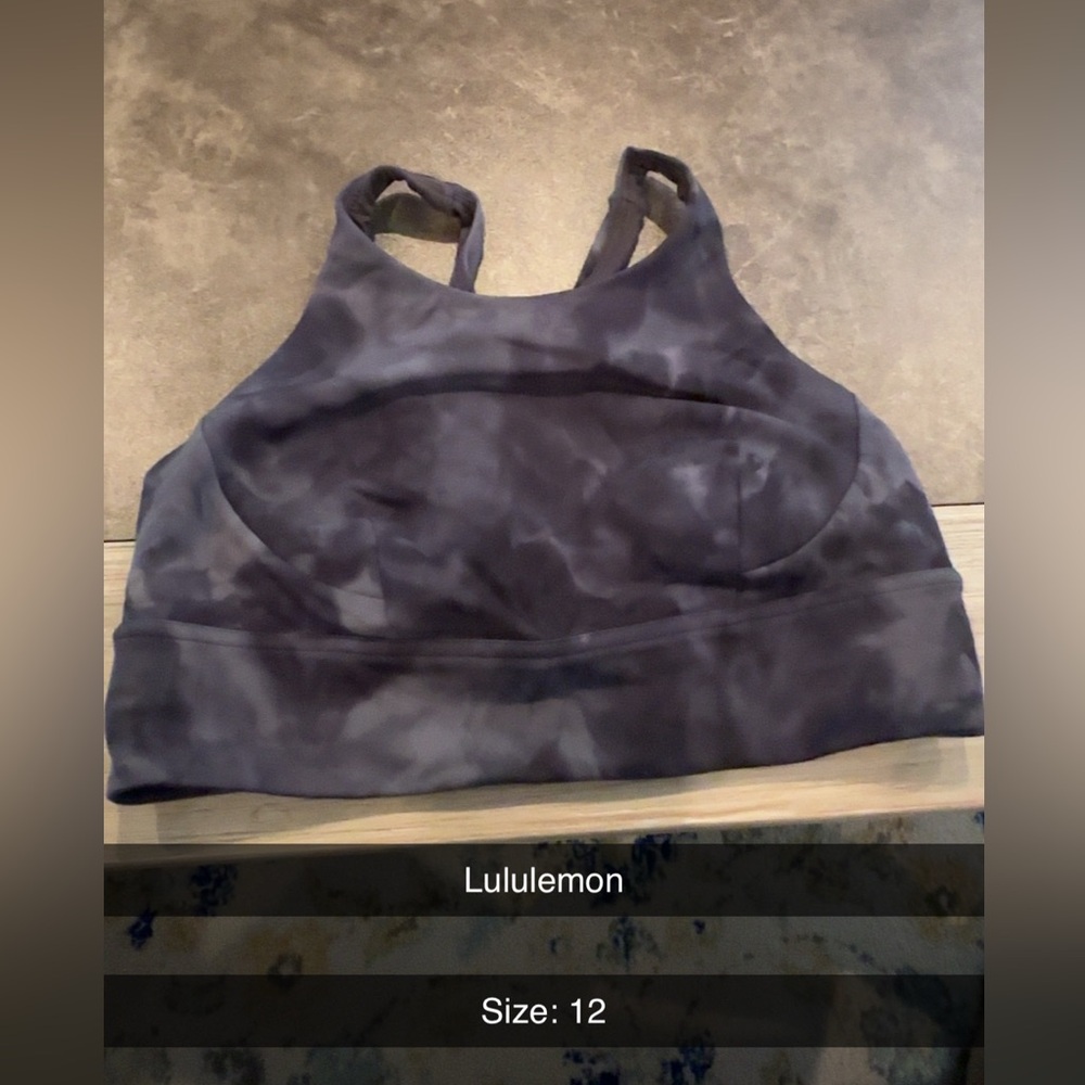 Lululemon sports bra: Size 12